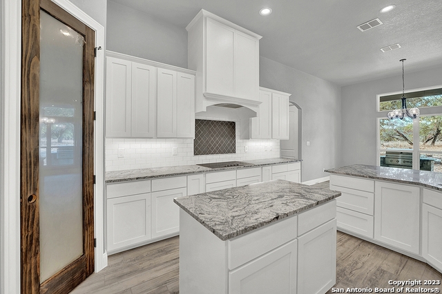 Image 22 of 53 For 177 Timber  