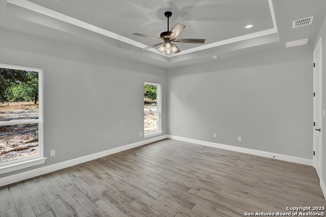 Image 28 of 53 For 177 Timber  