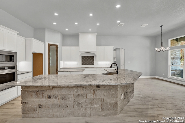 Image 3 of 53 For 177 Timber  