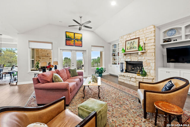 Image 16 of 46 For 1434 Village Top