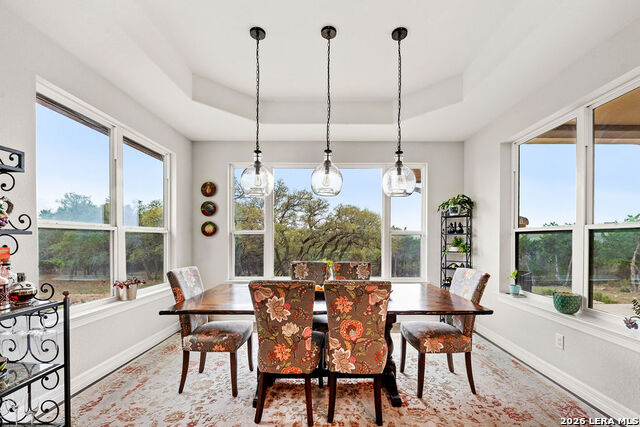 Image 25 of 46 For 1434 Village Top