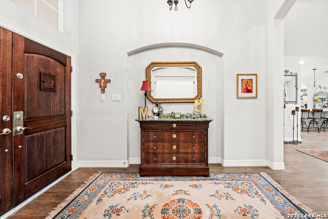 Image 43 of 46 For 1434 Village Top