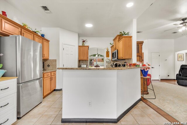 Listing photo id 12 for 2072 Stonehaven