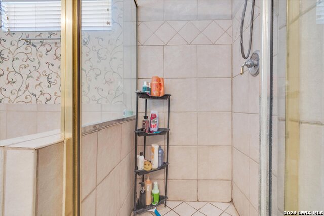 Listing photo id 23 for 2072 Stonehaven