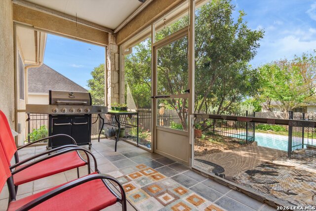 Listing photo id 30 for 2072 Stonehaven