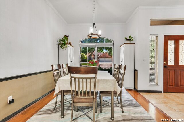 Listing photo id 4 for 2072 Stonehaven