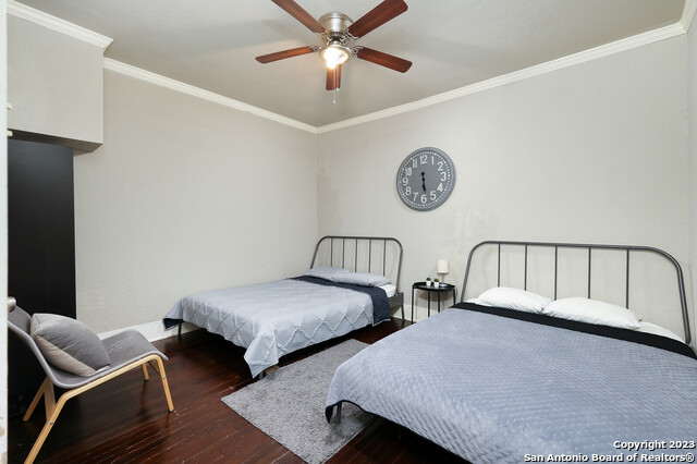 Image 13 of 20 For 1629 Woodlawn W