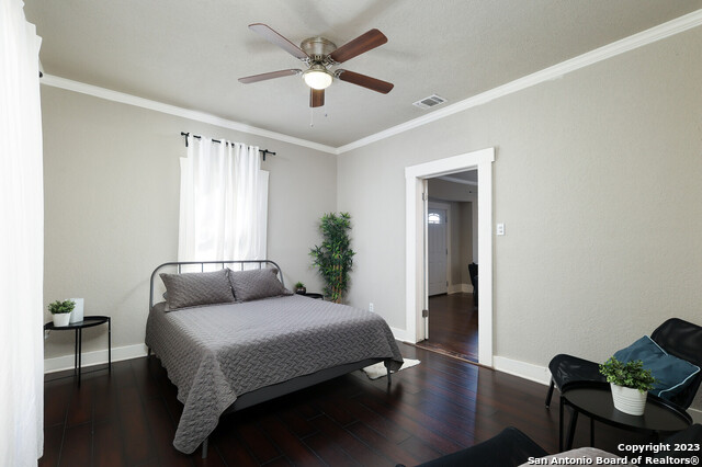 Image 16 of 20 For 1629 Woodlawn W