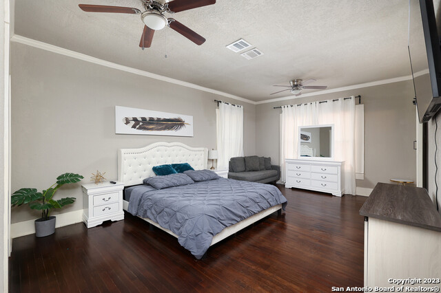 Image 17 of 20 For 1629 Woodlawn W