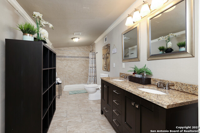 Image 18 of 20 For 1629 Woodlawn W