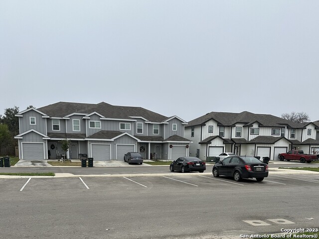 Image 2 of 21 For 9919 Grove Mist  104