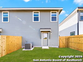 Image 4 of 21 For 9919 Grove Mist  104