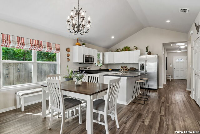 Image 11 of 26 For 420 Belmont  