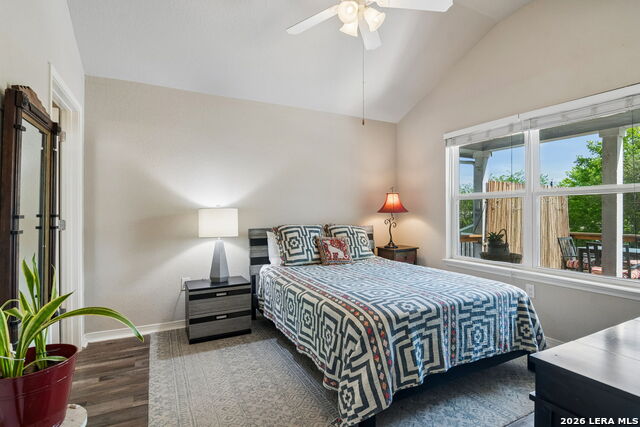 Image 15 of 26 For 420 Belmont  