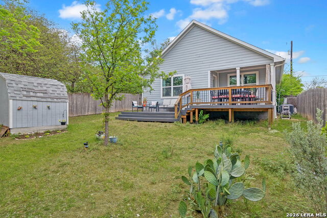 Image 24 of 26 For 420 Belmont  