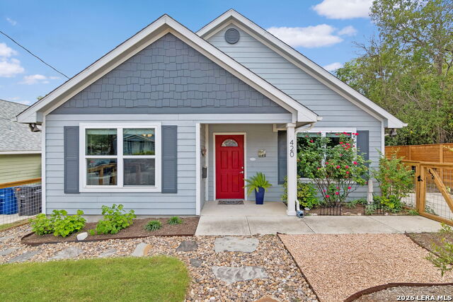 Image 5 of 26 For 420 Belmont  