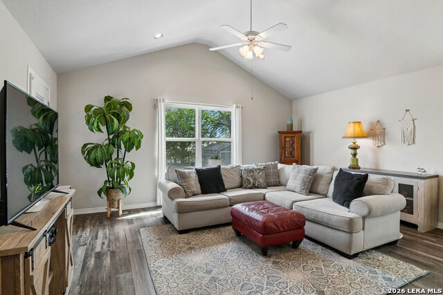 Image 8 of 26 For 420 Belmont  