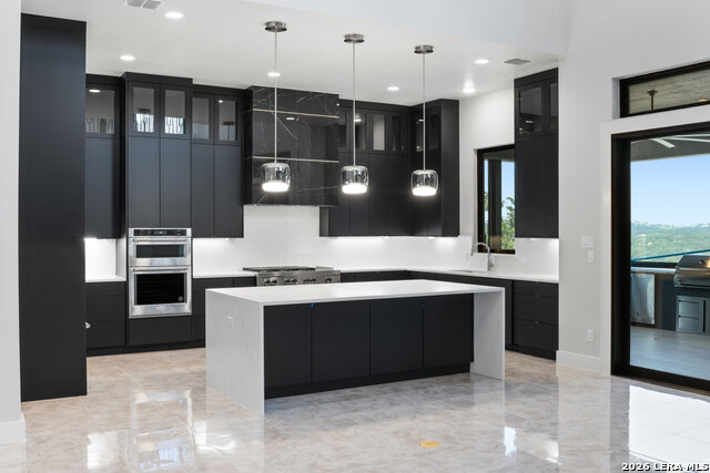 Image 25 of 46 For 19402 Terra Stone