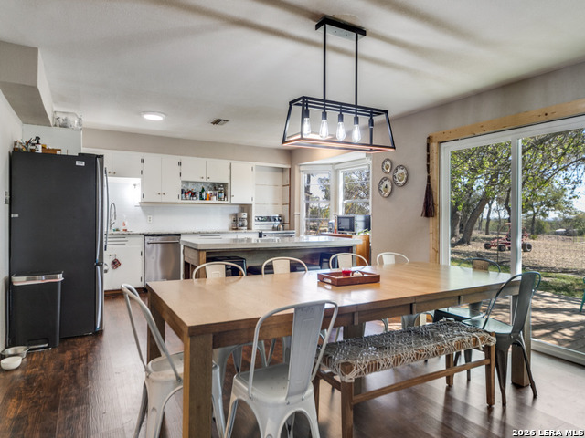 Image 11 of 32 For 135 Walnut Grove Rd