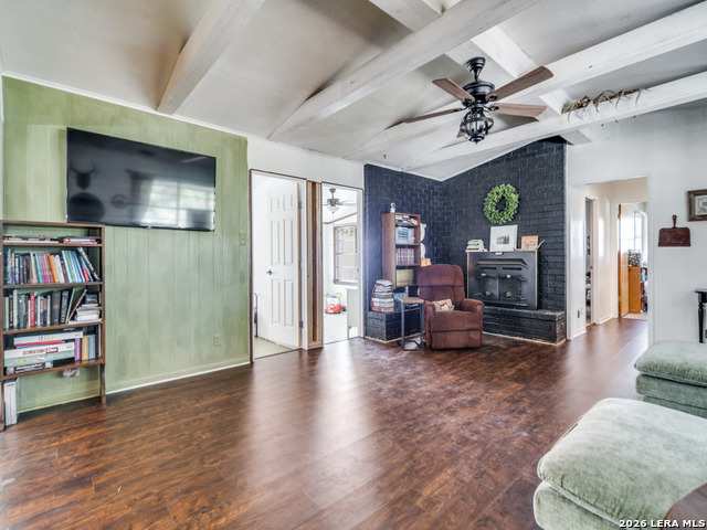 Image 9 of 32 For 135 Walnut Grove Rd