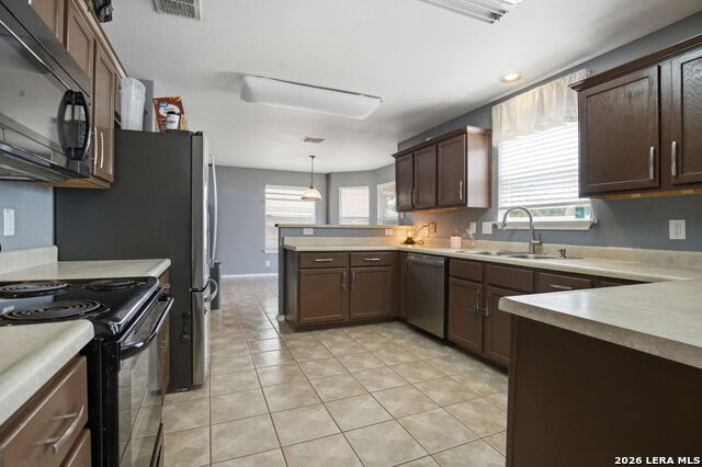 Image 13 of 35 For 9606 Discovery Rise