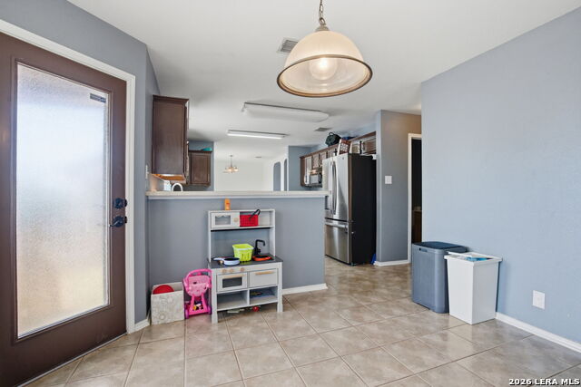 Image 16 of 35 For 9606 Discovery Rise