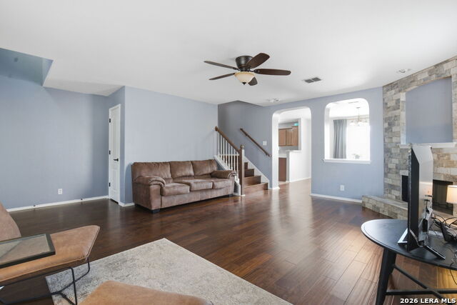 Image 8 of 35 For 9606 Discovery Rise