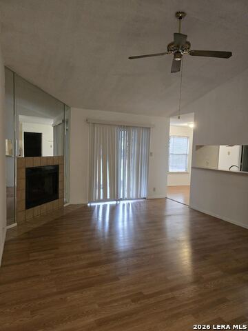 Image 9 of 33 For 3415 Lura Ln