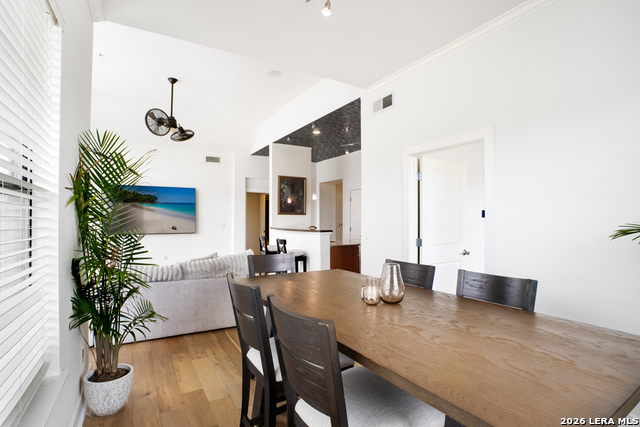 Image 16 of 36 For 7342 Oak Manor Dr  1302