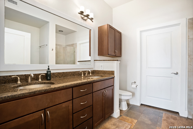 Image 20 of 36 For 7342 Oak Manor Dr  1302