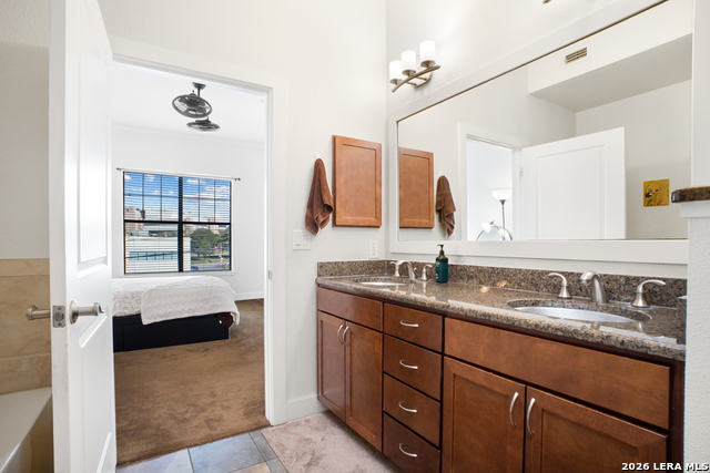 Image 22 of 36 For 7342 Oak Manor Dr  1302