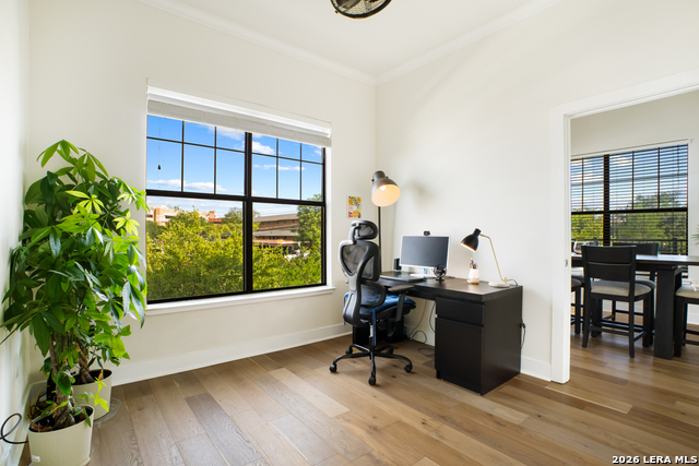 Image 23 of 36 For 7342 Oak Manor Dr  1302