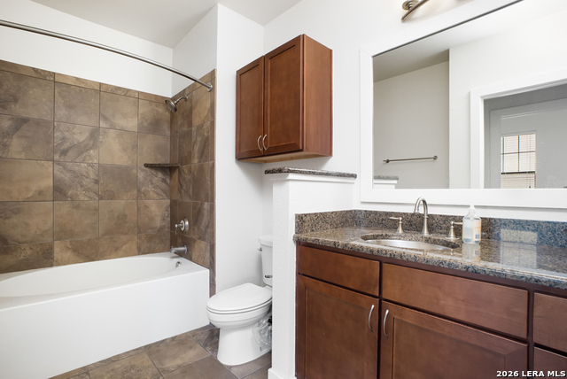 Image 28 of 36 For 7342 Oak Manor Dr  1302