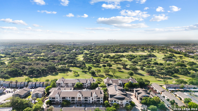 Image 32 of 36 For 7342 Oak Manor Dr  1302