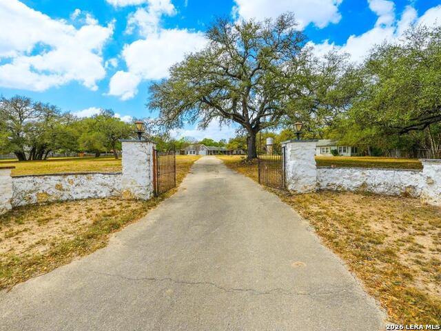 Image 2 of 25 For 137 Kitty Hawk