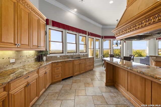 Image 15 of 51 For 6762 Manor Hl