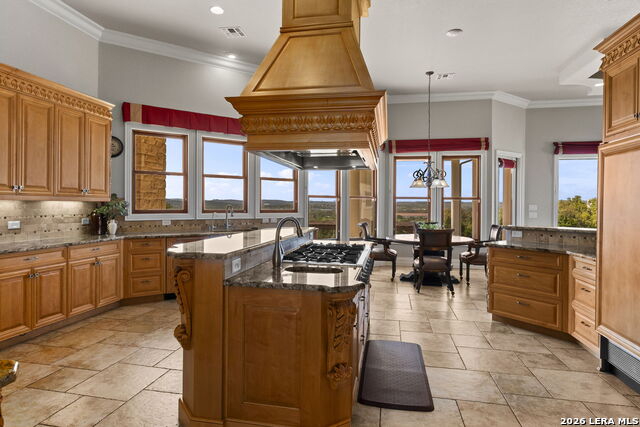 Image 17 of 51 For 6762 Manor Hl