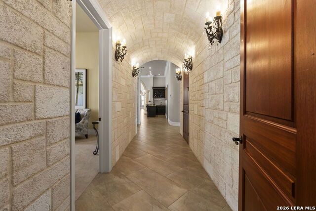 Image 19 of 51 For 6762 Manor Hl