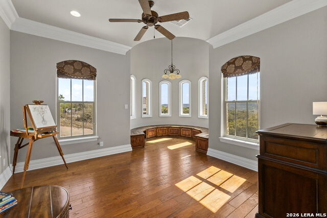 Image 33 of 51 For 6762 Manor Hl