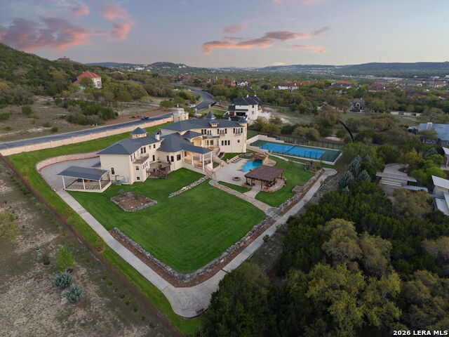 Image 7 of 51 For 6762 Manor Hl