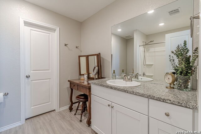 Image 12 of 26 For 542 Summersweet Rd