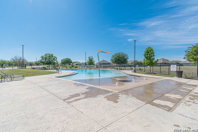 Image 23 of 26 For 542 Summersweet Rd