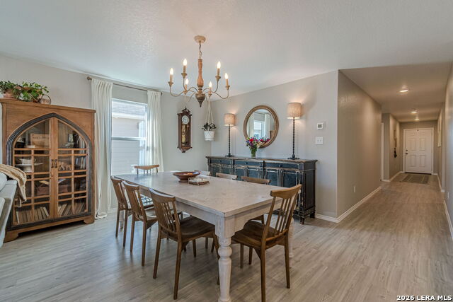 Image 6 of 26 For 542 Summersweet Rd