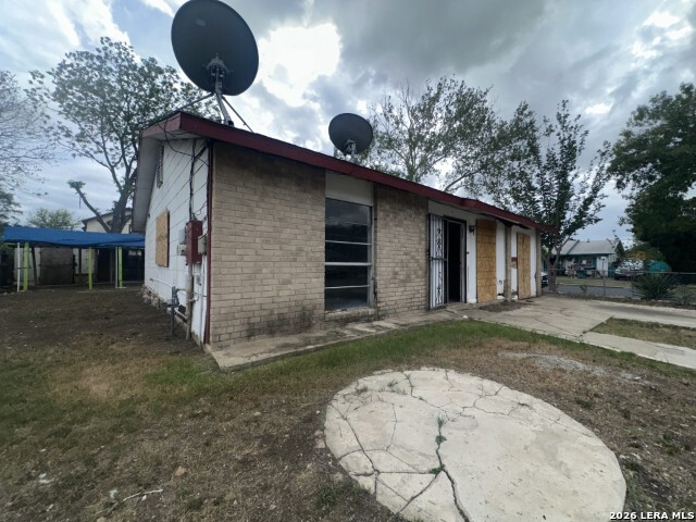 Details for 2710 Pollote St, San Antonio, TX 78224