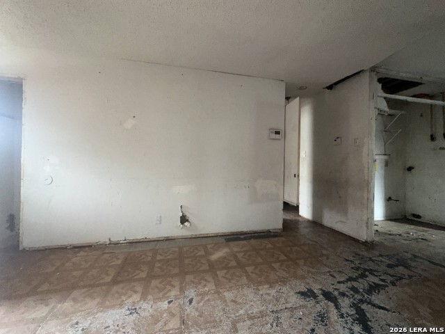 Image 10 of 16 For 2710 Pollote St