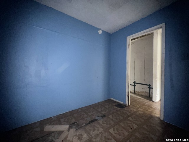 Image 14 of 16 For 2710 Pollote St