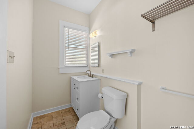 Image 11 of 17 For 217 Castillo Ave  3