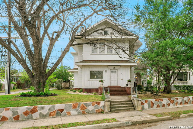 Image 13 of 17 For 217 Castillo Ave  3