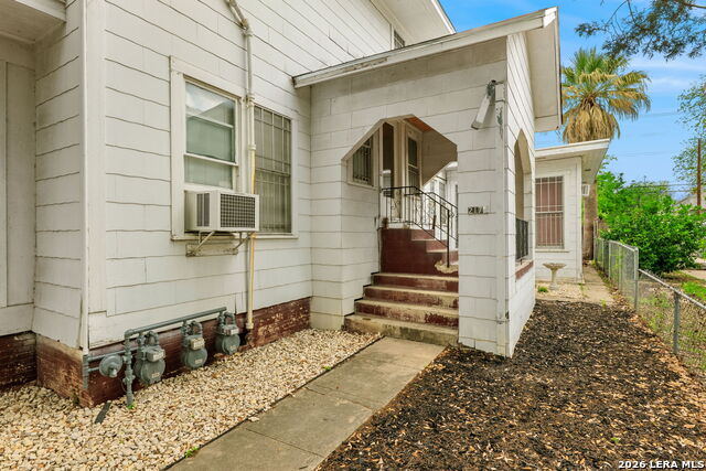 Image 14 of 17 For 217 Castillo Ave  3