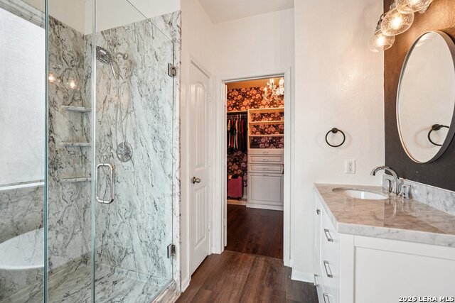 Image 21 of 55 For 11308 Silver Rose